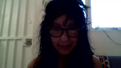 _tutti_frutti_ online show from December 5, 2024, 10:45 pm