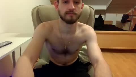 Snapshot of _v_l_a_d_ chatting on March 5, 2025, 5:39 pm Vlad online show from March 5, 2025, 5:39 pm