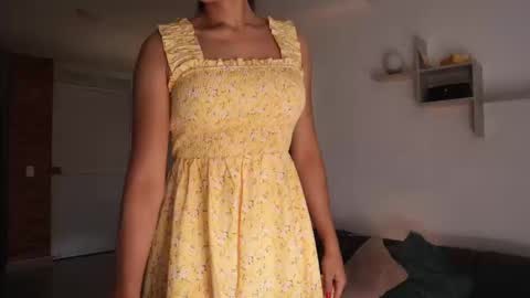 Anastasia Vahos online show from September 24, 2025, 5:38 pm