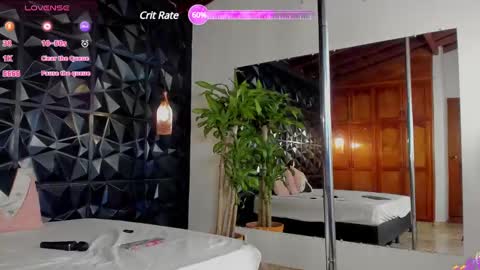 _valentina_69 online show from February 5, 2025, 3:13 am