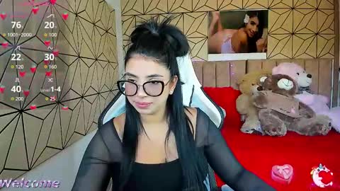 vane online show from September 23, 2025, 6:33 pm