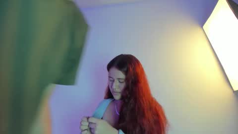 _vanie online show from October 20, 2025, 3:40 am