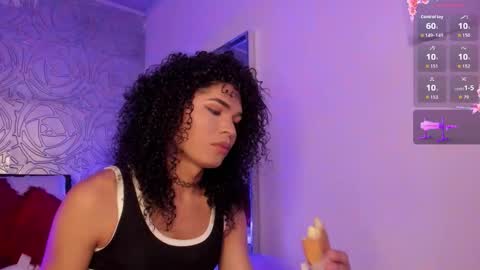 Snapshot of _vennuss_ chatting on October 12, 2025, 6:12 am Venus online show from October 12, 2025, 6:12 am