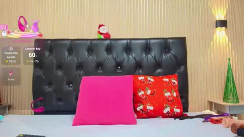 Veronica  online show from December 18, 2025, 5:13 am