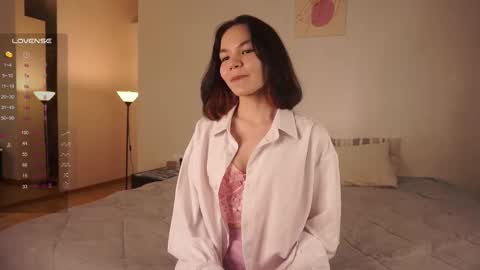 Viola online show from February 23, 2025, 6:12 pm