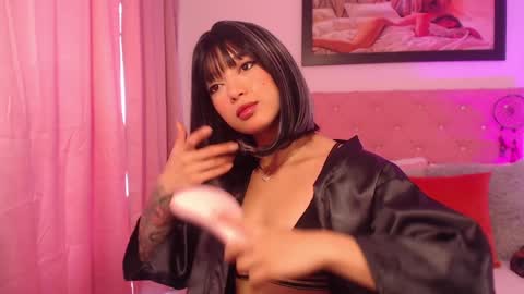 Snapshot of _victoria_florez chatting on December 1, 2024, 6:30 pm VICTORIA online show from December 1, 2024, 6:30 pm