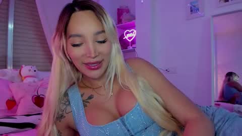   online show from December 2, 2025, 9:32 pm