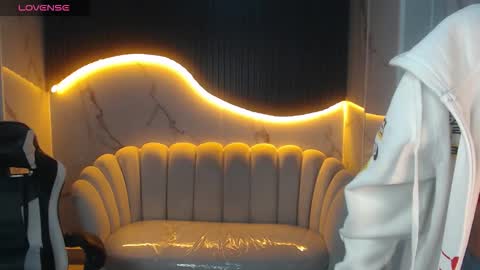  wendy  online show from October 11, 2025, 3:28 am