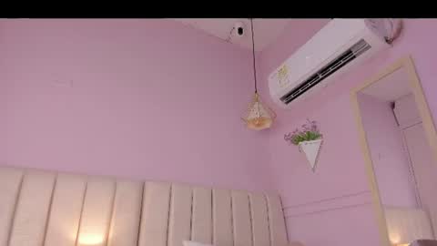 Snapshot of _wendy_x chatting on July 15, 2026, 11:48 am _wendy_x online show from July 15, 2026, 11:48 am