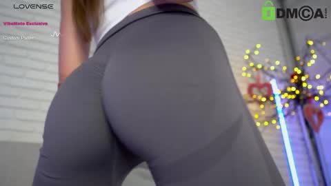 Lily online show from February 12, 2025, 8:29 pm