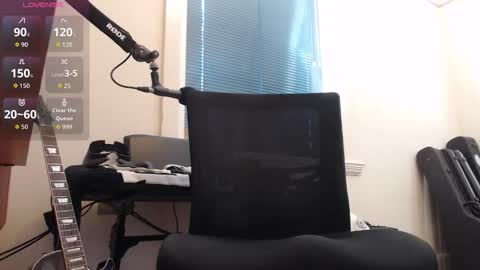 Snapshot of _xxrockstarloverxx_ chatting on October 23, 2025, 9:35 pm _xxrockstarloverxx_ online show from October 23, 2025, 9:35 pm