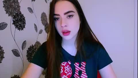 Alisa online show from December 4, 2025, 1:31 pm