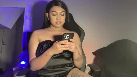 _yoursatisfaction_ online show from January 3, 2025, 12:11 am