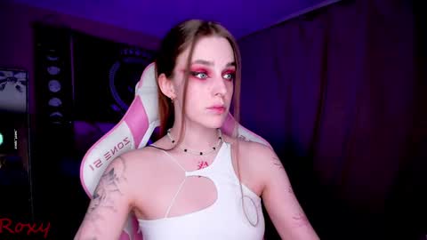 Roxy online show from February 16, 2025, 9:59 pm