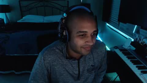 a4orce online show from January 26, 2025, 2:14 am