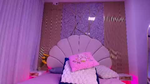 Snapshot of a_aisha chatting on August 4, 2026, 11:57 am Aisha online show from August 4, 2026, 11:57 am