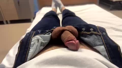 a_c6t online show from February 2, 2026, 8:40 pm