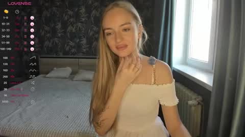 Adelina online show from September 30, 2025, 7:57 am