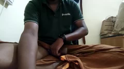 Aachujos online show from October 20, 2025, 1:28 am