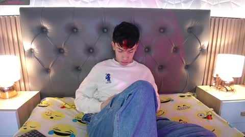 Aaron online show from January 7, 2025, 6:03 pm