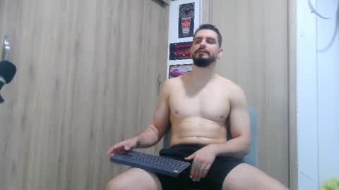 Aaron kwok online show from November 15, 2025, 11:32 pm