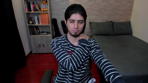 Aaron online show from February 7, 2025, 7:17 pm