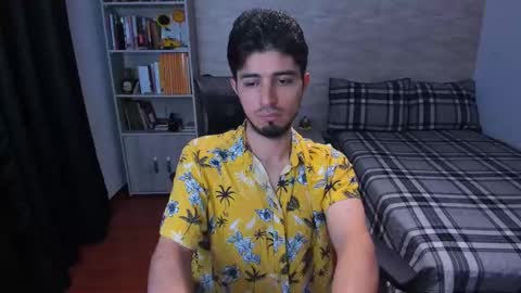 Aaron online show from September 25, 2025, 8:01 pm