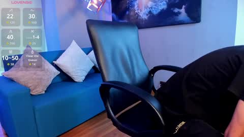 Aaron online show from April 21, 2026, 1:53 am