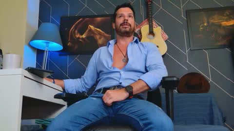 Aaron online show from September 25, 2025, 5:49 pm