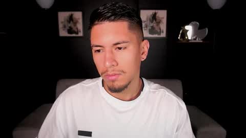 AARON  online show from September 9, 2025, 10:59 am