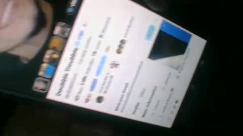 aaronm7907 online show from September 17, 2025, 4:03 am