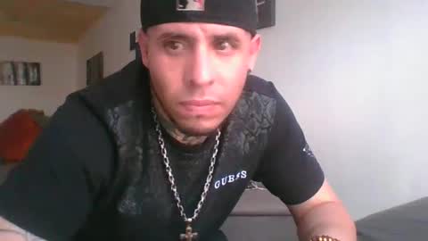 aaronm7907 online show from October 5, 2025, 11:24 pm