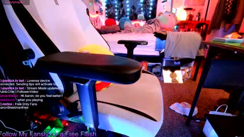 Aaron Skeetman online show from March 21, 2026, 9:47 am