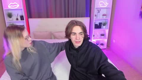 Fiona and Harry online show from December 22, 2024, 8:27 am