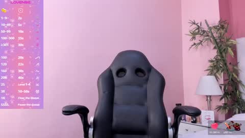 abbey_walker online show from December 15, 2024, 2:52 am