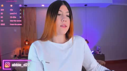 Abbie Edmond  online show from October 25, 2025, 4:20 am