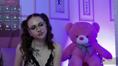 Abby online show from February 9, 2025, 8:02 pm