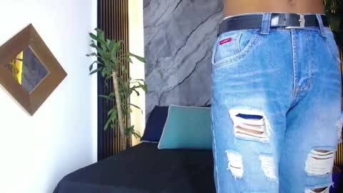 Snapshot of abby_aguas chatting on March 11, 2025, 12:06 pm Abby online show from March 11, 2025, 12:06 pm