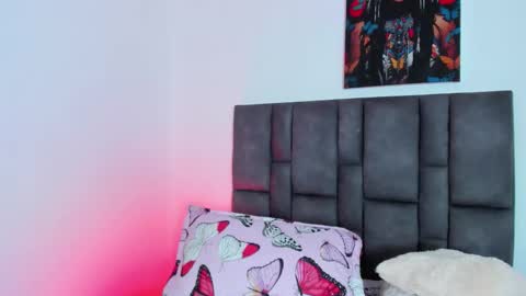 Snapshot of abby_jones2 chatting on October 18, 2025, 3:42 am abby jones online show from October 18, 2025, 3:42 am