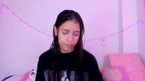 abby_rousee online show from October 22, 2025, 1:00 pm