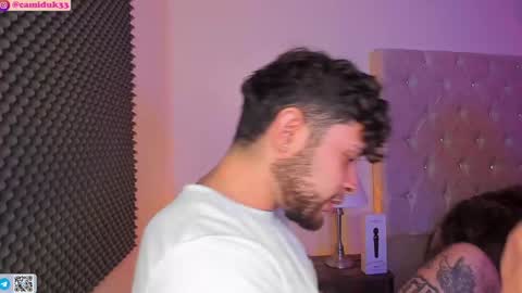 Snapshot of abbyandchris1 chatting on December 6, 2024, 4:49 pm START TRANSMISSION ---- AM COLOMBIA TIME online show from December 6, 2024, 4:49 pm