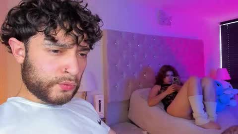 Snapshot of abbyandchris1 chatting on September 14, 2025, 9:03 pm START TRANSMISSION ---- AM COLOMBIA TIME online show from September 14, 2025, 9:03 pm