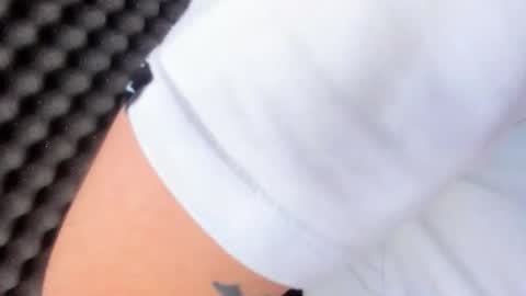 Snapshot of abbyandchris1 chatting on October 29, 2025, 6:53 pm START TRANSMISSION ---- AM COLOMBIA TIME online show from October 29, 2025, 6:53 pm