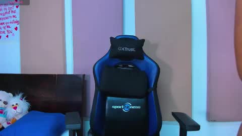 ---Abby--- online show from September 19, 2025, 1:07 am