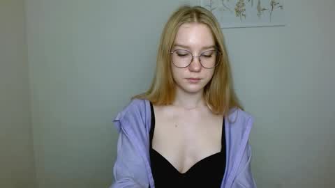 Abby Lovense is active online show from November 1, 2025, 10:39 am