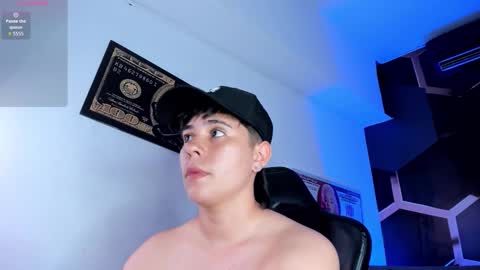 Abby Smith online show from November 12, 2025, 1:39 am