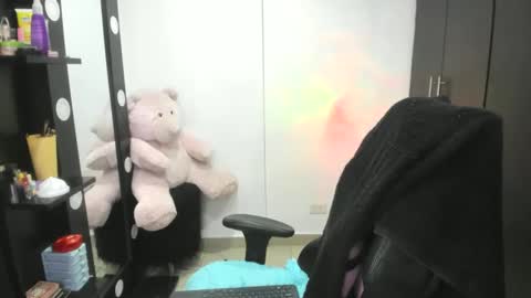     online show from December 8, 2024, 3:53 am