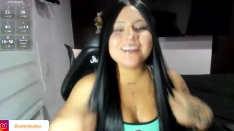     online show from November 9, 2025, 7:39 am