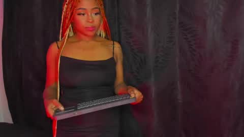 Simone    may online show from February 2, 2025, 9:30 am