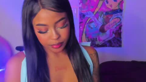Simone    may online show from February 26, 2025, 7:31 am